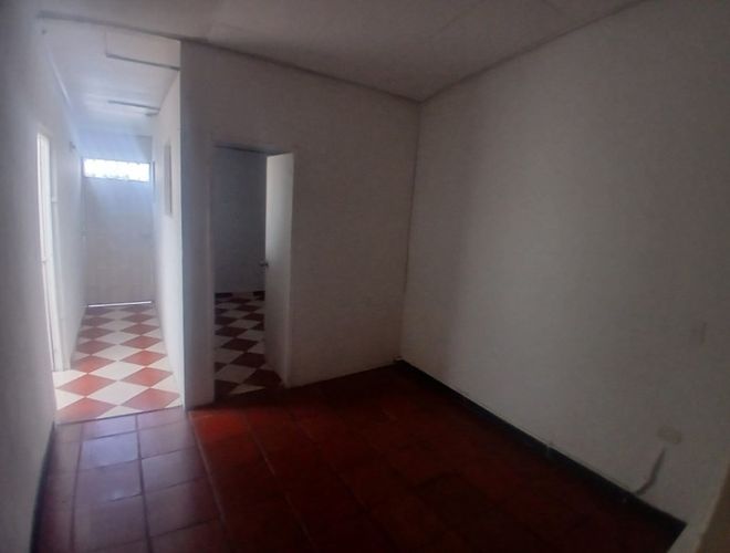 Casa de 5 alcobas en venta en La Campiña, Bogotá, 71 m² · foto 10 de 24