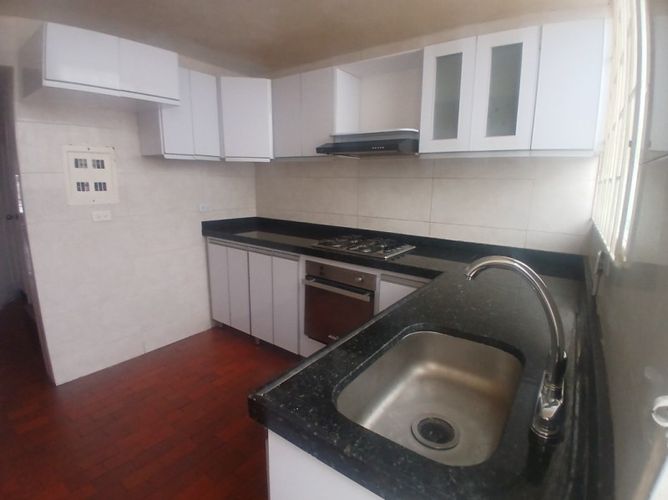 Casa de 5 alcobas en venta en La Campiña, Bogotá, 71 m² · foto 15 de 24