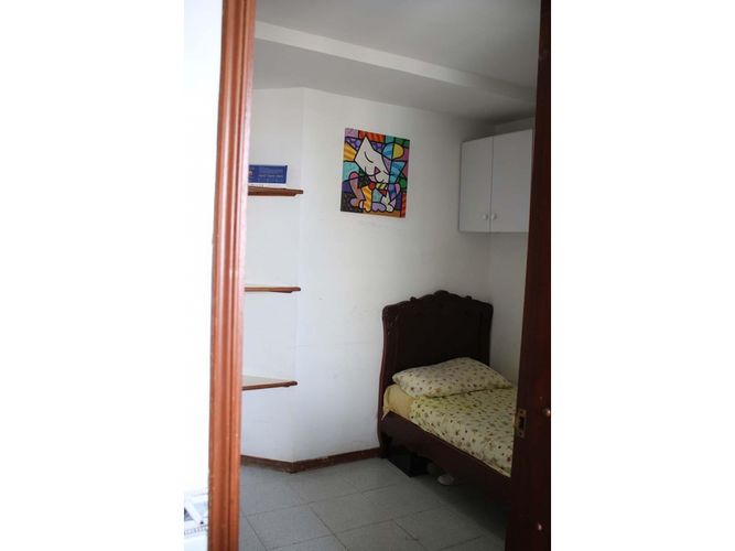 Apartamento de 4 alcobas en venta en Centenario, Cali, 240 m² · foto 11 de 24