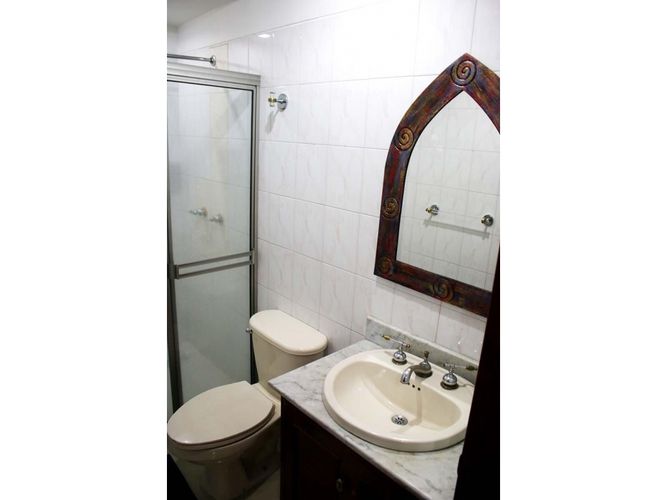 Apartamento de 4 alcobas en venta en Centenario, Cali, 240 m² · foto 13 de 24