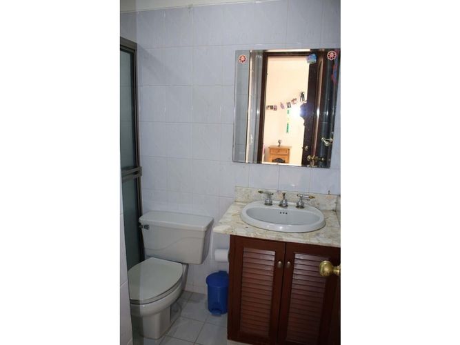 Apartamento de 4 alcobas en venta en Centenario, Cali, 240 m² · foto 14 de 24