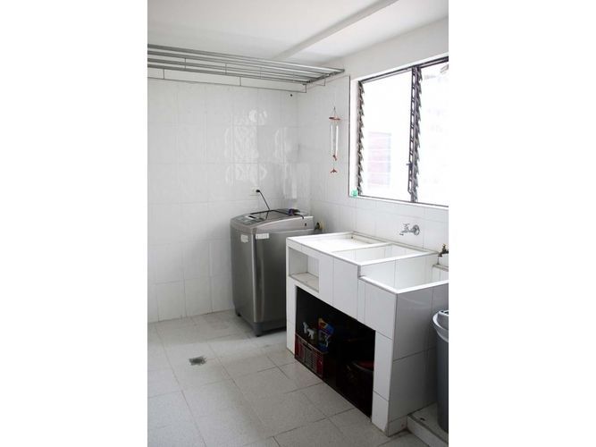 Apartamento de 4 alcobas en venta en Centenario, Cali, 240 m² · foto 16 de 24