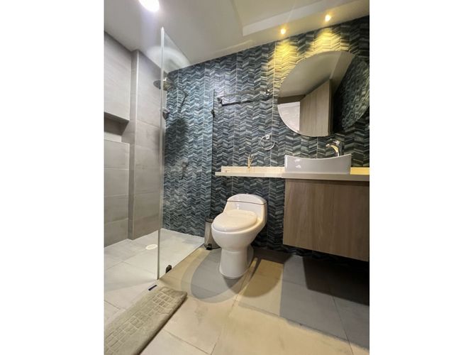 Casa de 5 alcobas en venta en San Joaquin, Cali, 420 m² · foto 11 de 12
