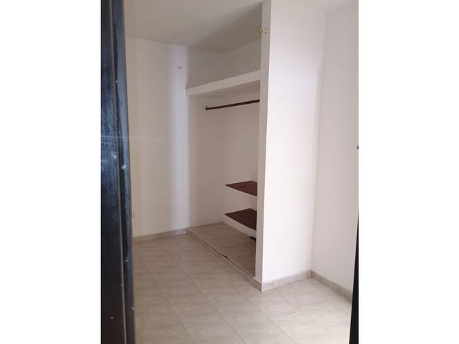 Casa de 7 alcobas en venta en San Carlos, Cali, 320 m² · foto 7 de 24