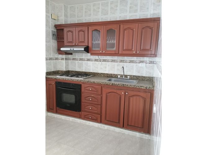 Casa de 7 alcobas en venta en San Carlos, Cali, 320 m² · foto 9 de 24
