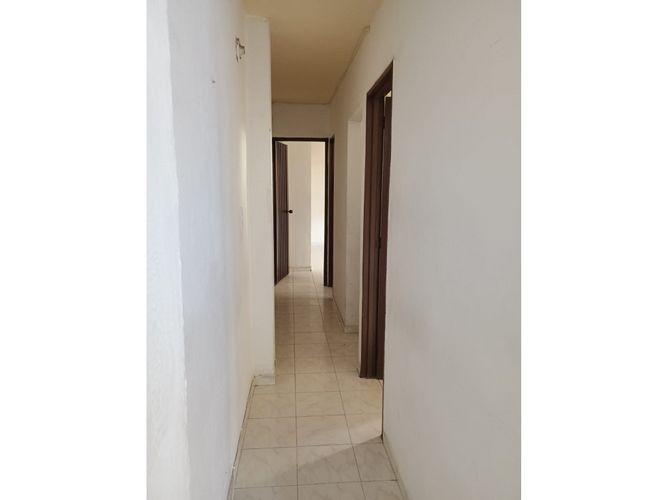 Casa de 7 alcobas en venta en San Carlos, Cali, 320 m² · foto 17 de 24