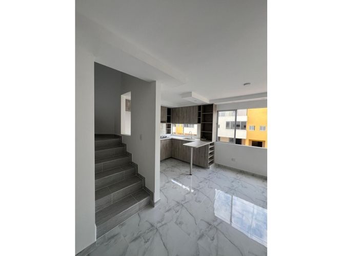Casa de 3 alcobas en venta en Ub. Astromelias Covicedros, Jamundí, 75 m² · foto 2 de 9