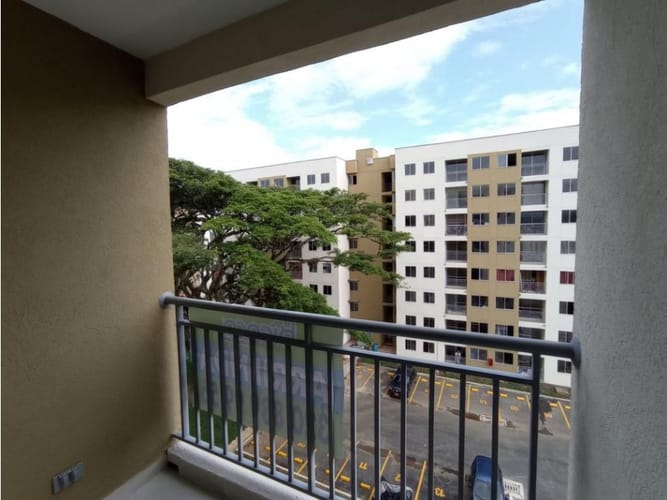 Apartamento de 2 alcobas en venta en Cr. Surcos De Pangola, Jamundí, 55 m² · foto 3 de 19