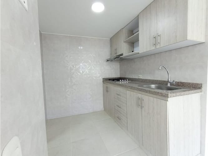 Apartamento de 2 alcobas en venta en Cr. Surcos De Pangola, Jamundí, 55 m² · foto 4 de 19