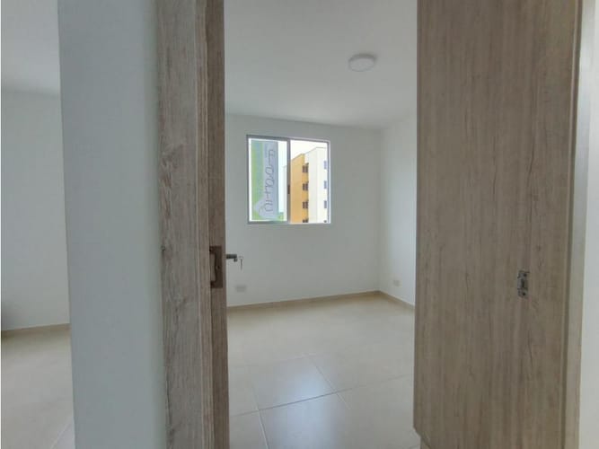 Apartamento de 2 alcobas en venta en Cr. Surcos De Pangola, Jamundí, 55 m² · foto 9 de 19