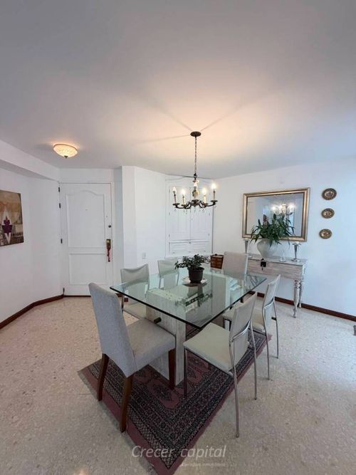 Apartamento en venta en Altos Del Poblado, Medellín · foto 7 de 24