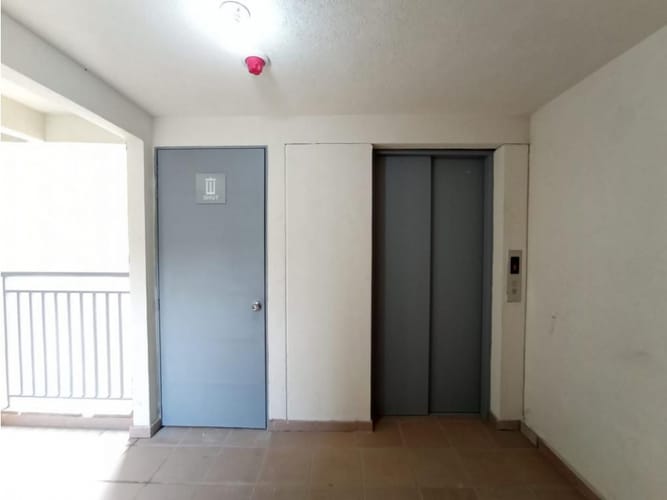 Apartamento de 2 alcobas en venta en Cr. Surcos De Pangola, Jamundí, 55 m² · foto 16 de 19