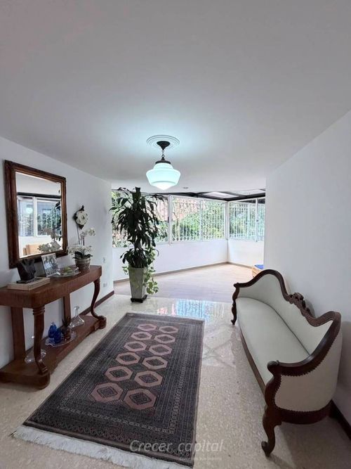 Apartamento en venta en Altos Del Poblado, Medellín · foto 10 de 24