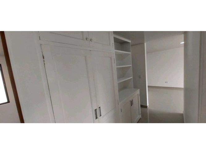 Apartamento de 3 alcobas en venta en San Pedro, Cali, 66 m² · foto 8 de 14