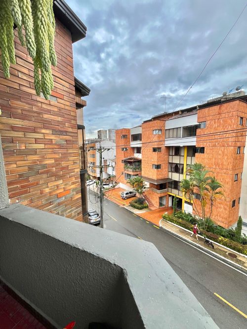 Apartamento de 4 alcobas en venta en La Floresta, Bucaramanga, 108 m² · foto 4 de 15