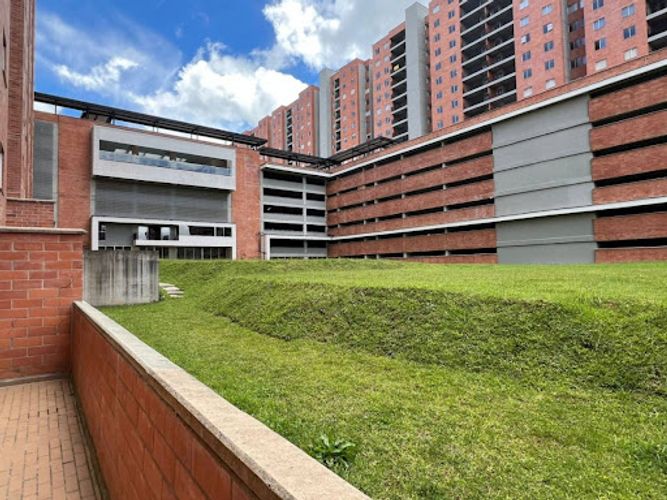 Apartamento de 2 alcobas en venta en Fontibon, Rionegro, 58 m² · foto 2 de 24