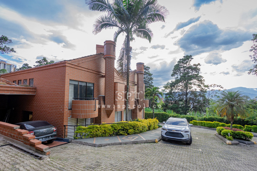 Casa en Arriendo en El tesoro, Medellín