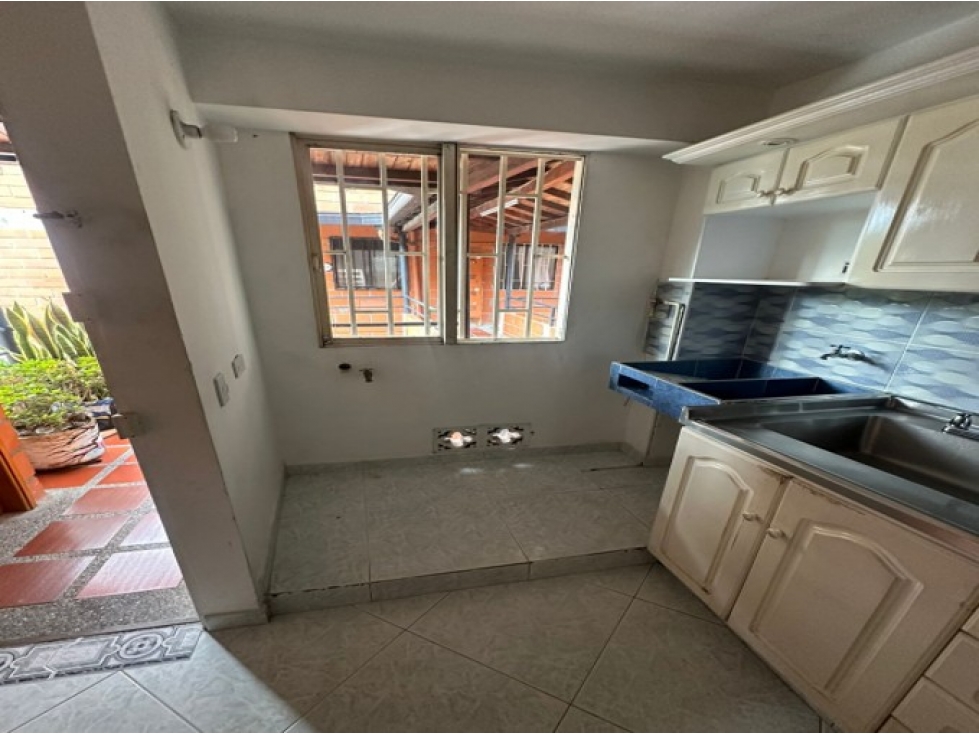 Apartamento en venta en Cataluña, Medellín · foto 6 de 20
