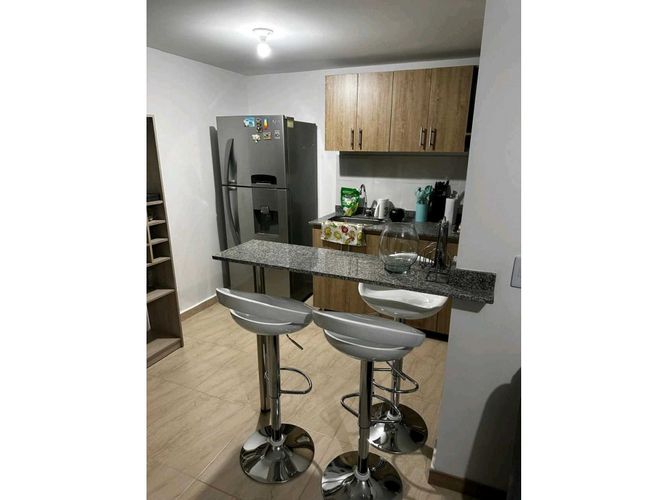 Apartaestudio en venta en La Castilla, Manizales, 36 m² · foto 2 de 17