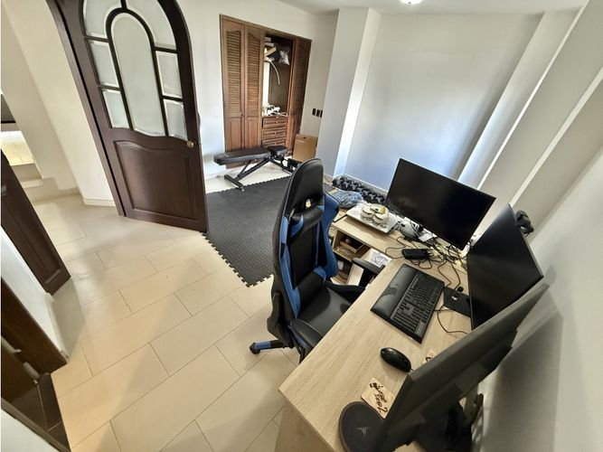 Casa de 5 alcobas en venta en Lagos Del Cacique, Bucaramanga, 503 m² · foto 6 de 20