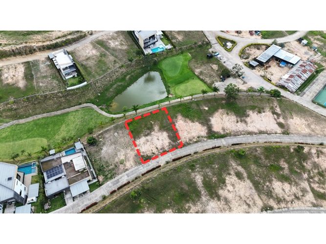 Lote en venta en Ruitoque Bajo, Girón · foto 4 de 9
