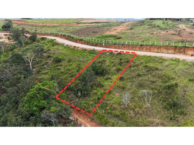 Lote en venta en Ruitoque, Girón · foto 3 de 8
