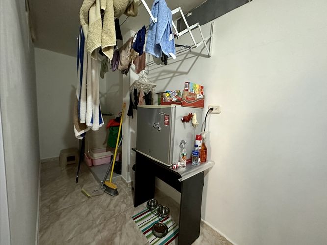 Casa de 10 alcobas en venta en Terrazas, Bucaramanga, 360 m² · foto 7 de 24