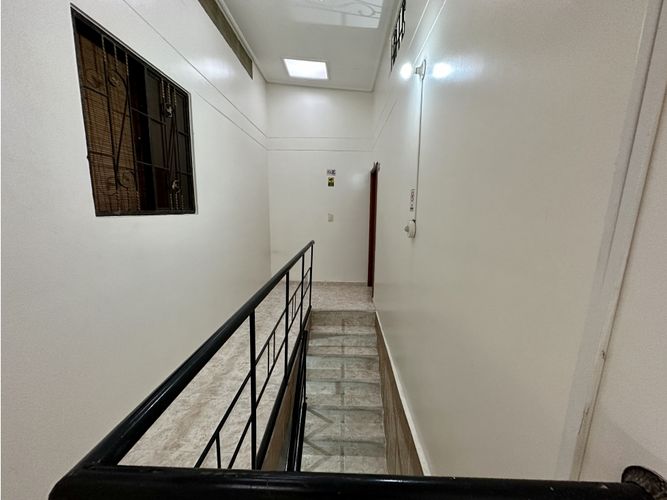 Casa de 10 alcobas en venta en Terrazas, Bucaramanga, 360 m² · foto 23 de 24