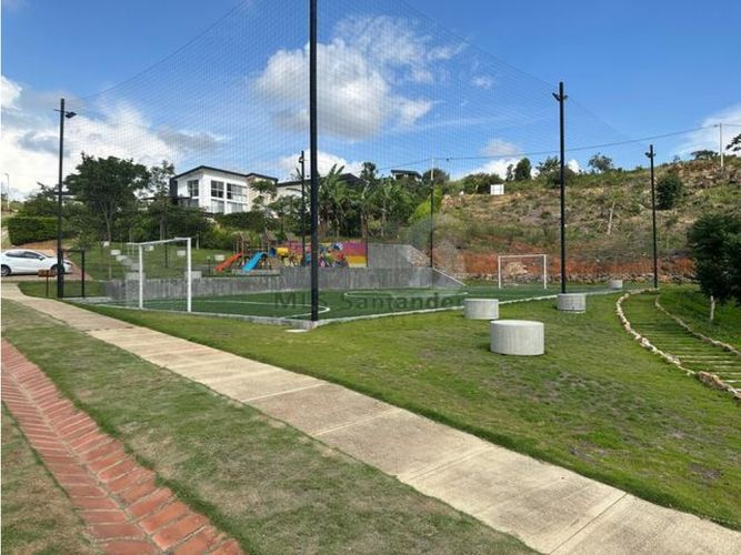 Lote en venta en Chocoita, Girón · foto 8 de 20
