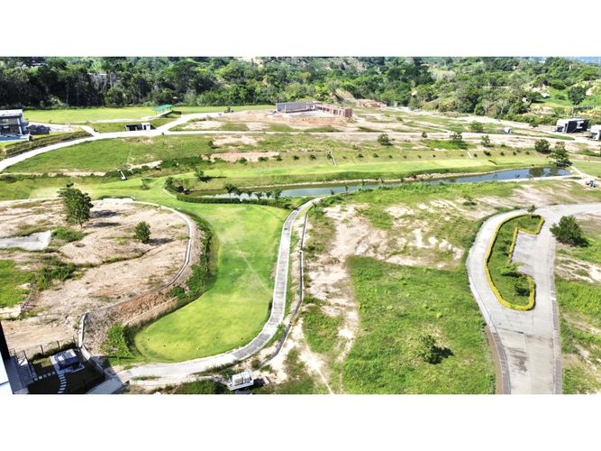 Lote en venta en Ruitoque Bajo, Girón · foto 3 de 10