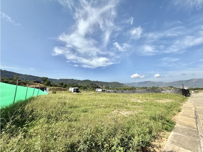 Lote en venta en Ruitoque Bajo, Girón · foto 7 de 10