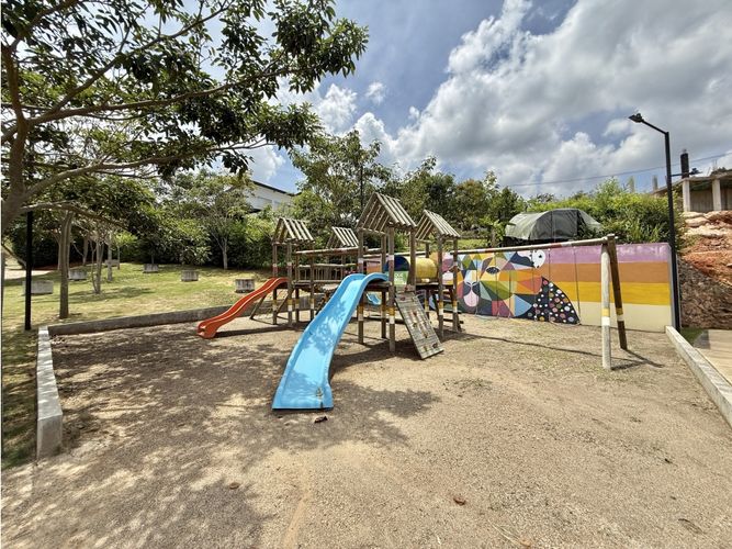 Lote en venta en Chocoita, Girón, 1424 m² · foto 15 de 20