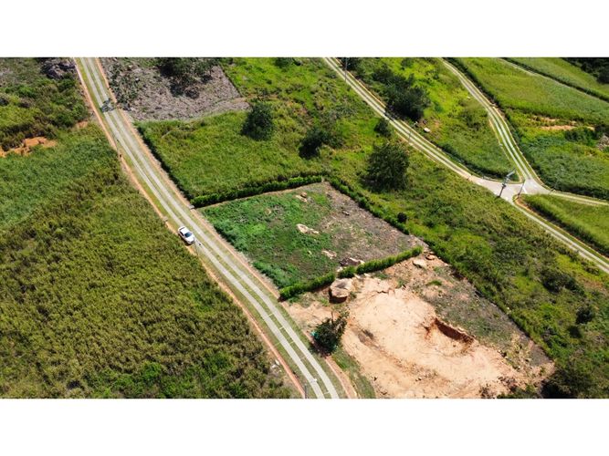 Lote en venta en Chocoita, Girón, 1102 m² · foto 2 de 24