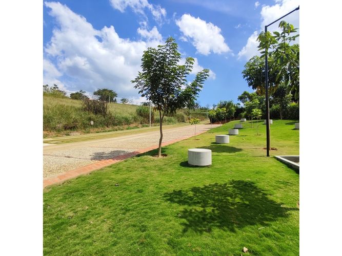 Lote en venta en Chocoita, Girón, 1102 m² · foto 17 de 24