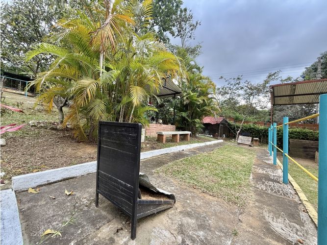 Casa de 6 alcobas en venta en Ruitoque, Girón, 49 m² · foto 8 de 20