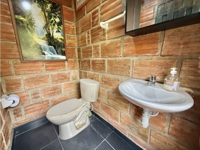 Casa de 6 alcobas en venta en Ruitoque, Girón, 49 m² · foto 18 de 20
