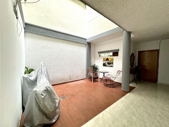 Casa de 11 alcobas en venta en Cabecera Del Llano, Bucaramanga, 500 m² · foto 11 de 24