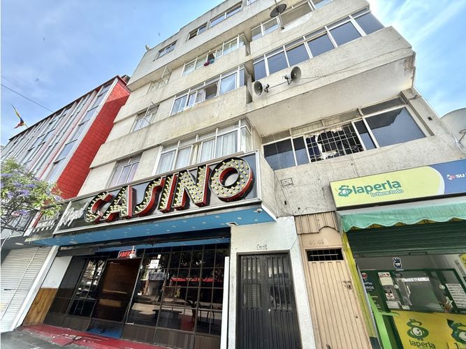 Edificio en venta en Centro, Bucaramanga, 1579 m² · foto 2 de 17