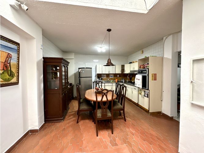 Casa de 11 alcobas en venta en Cabecera Del Llano, Bucaramanga, 500 m² · foto 14 de 24