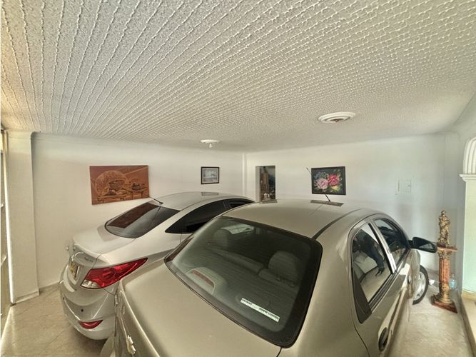 Casa de 4 alcobas en venta en Granjas De Provenza, Bucaramanga, 161 m² · foto 12 de 24