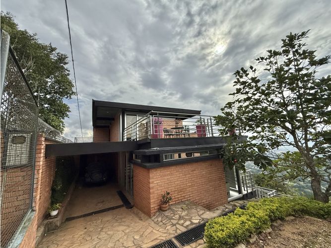 Apartamento de 2 alcobas en venta en Ruitoque, Girón, 156 m² · foto 4 de 24