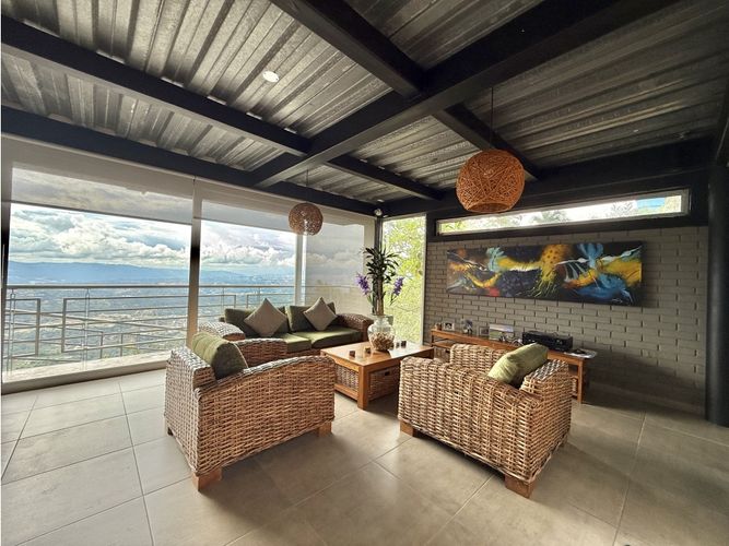 Apartamento de 2 alcobas en venta en Ruitoque, Girón, 156 m² · foto 6 de 24