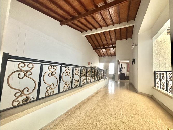 Casa de 4 alcobas en venta en Granjas De Provenza, Bucaramanga, 161 m² · foto 17 de 24