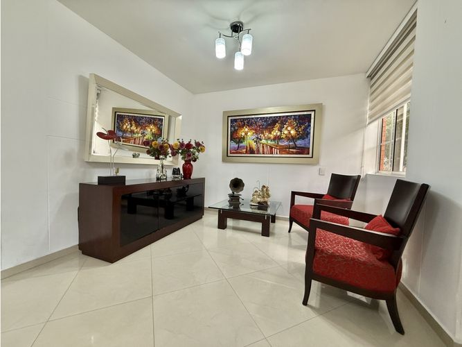 Casa de 5 alcobas en venta en Palomitas Del Progreso, Floridablanca, 296 m² · foto 16 de 20