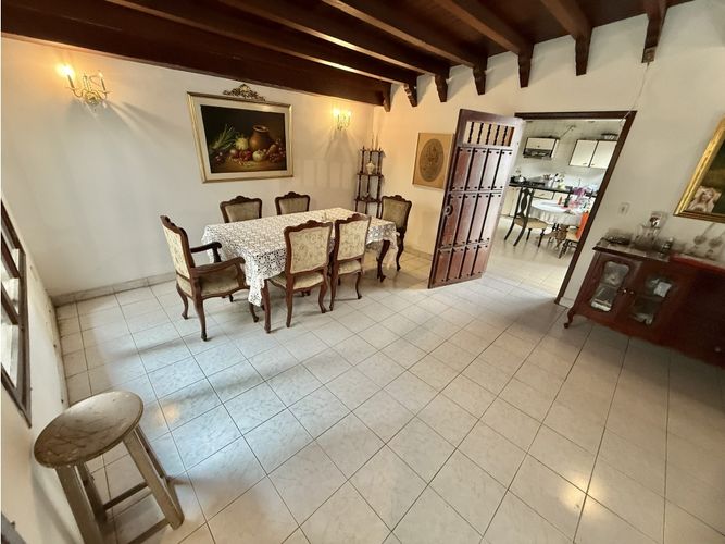 Casa de 7 alcobas en venta en Cabecera Del Llano, Bucaramanga, 500 m² · foto 9 de 19
