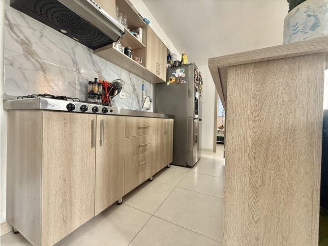 Apartamento de 3 alcobas en venta en Prados De Cataluña, Girón, 59 m² · foto 2 de 19