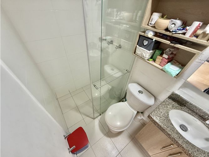 Apartamento de 3 alcobas en venta en Prados De Cataluña, Girón, 59 m² · foto 12 de 19