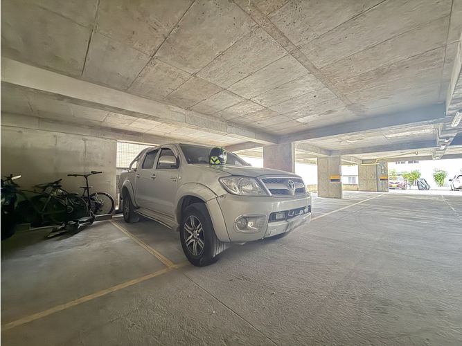 Apartamento de 3 alcobas en venta en Prados De Cataluña, Girón, 59 m² · foto 18 de 19