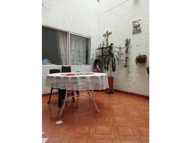 Casa de 11 alcobas en venta en San Alonso, Bucaramanga, 423 m² · foto 18 de 24