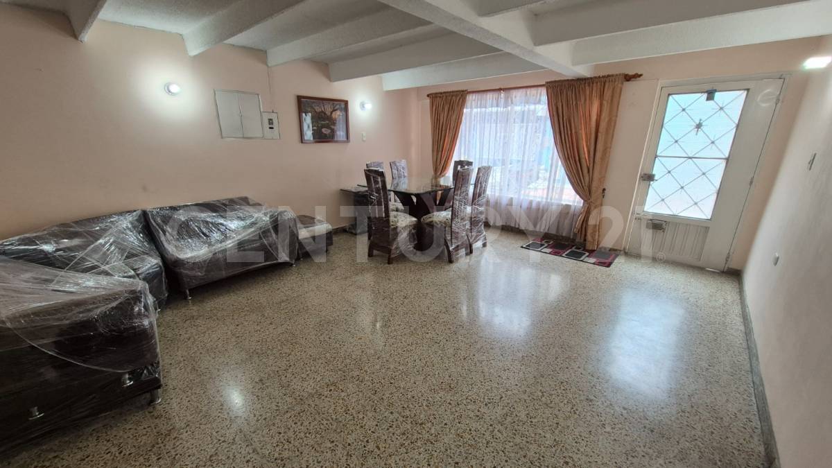 Casa en venta en Roma, Bogotá · foto 3 de 16